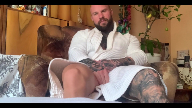 Jasons feet: V karanténě budete spolu s nevlastním otcem celých 14 dní pečovat...