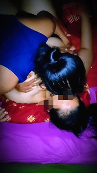 Sangat Bagus Untuk Dapat Bermain Dengan Puting Saya. Sehingga Saya Orgasme