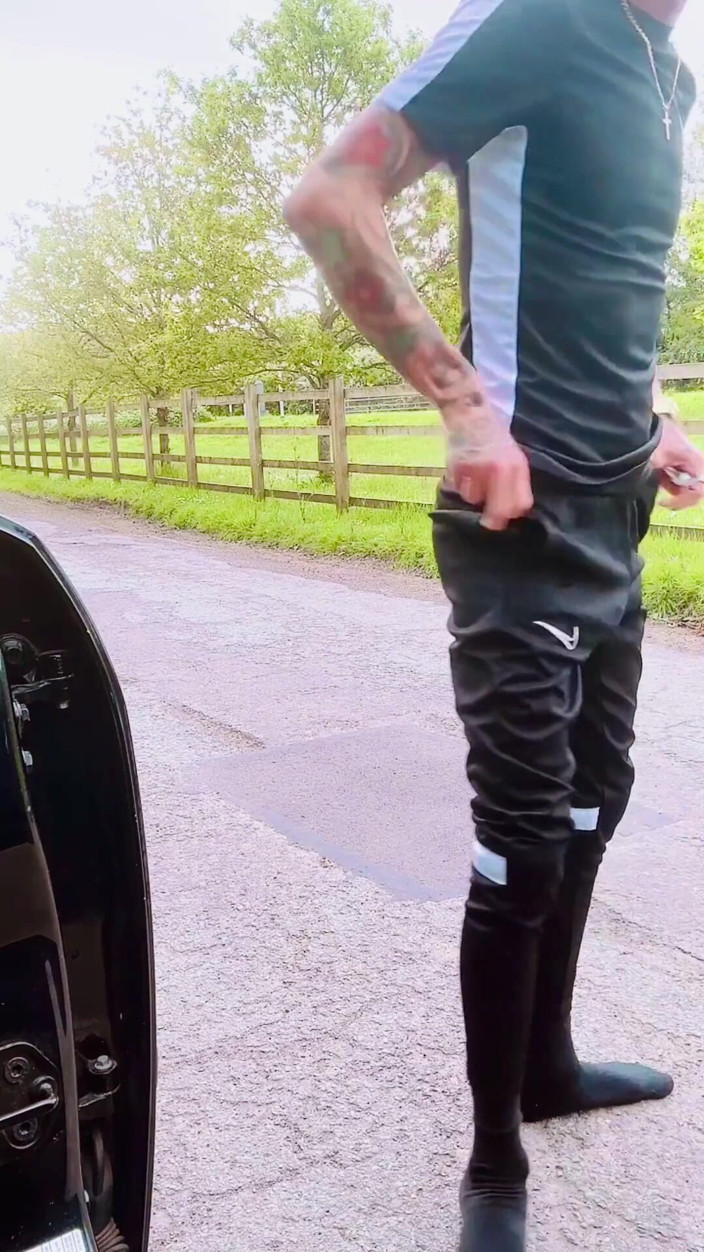 Chardoffchavlad: Británica preña chico elegante