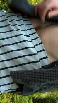 Fast erwischt! Pinkeln/blankziehen/kommen im wald