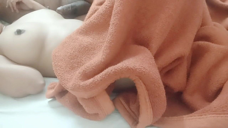 William Wallace: 이른 아침 섹스를 즐기는 인도 소녀 Mona와 그녀의 남친