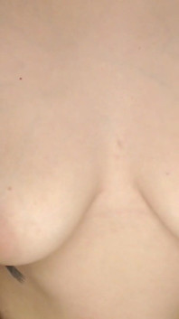 Milf stuiterend grabbing squeeze en tieten vallen