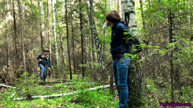 PerfectHelen: Stranger arouses, sucks and hard fuckes in the forest of...