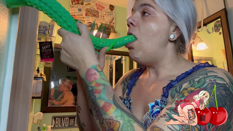 CherryBombBomb: Throat Goat Training with My New Long Fetish Toy