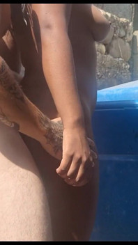 She Likes to Provoke Me so That I Break Her Huge Ass