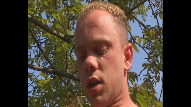 Piss Lover: Kissa Drottning - Dränker Sin Slav