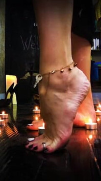 Foot Femdom