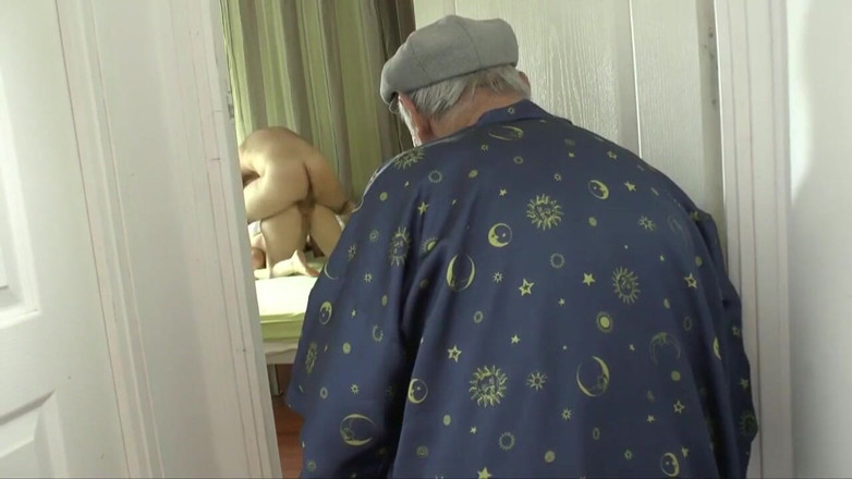 Real Anal Stories: Couple enjoying sex while old men watching