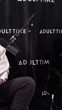 Gizelle Blanco et Anna Claire Clouds Phéromone, ciseaux et touffe | Le podcast time pour adultes