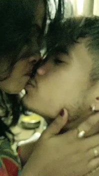 Sex romantic cu întâlnire cu o fată frumoasă bogată! Indian Desi Sex