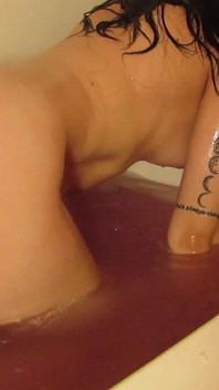 Sensual Bubbly Body Rubbing No Sound