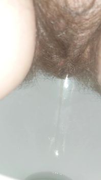 Pee Pissing in the Toilet