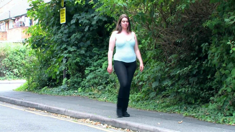 ATK Fans (Hairy): Big Titted Brooke Introduces Herself in a Green Tanktop and...