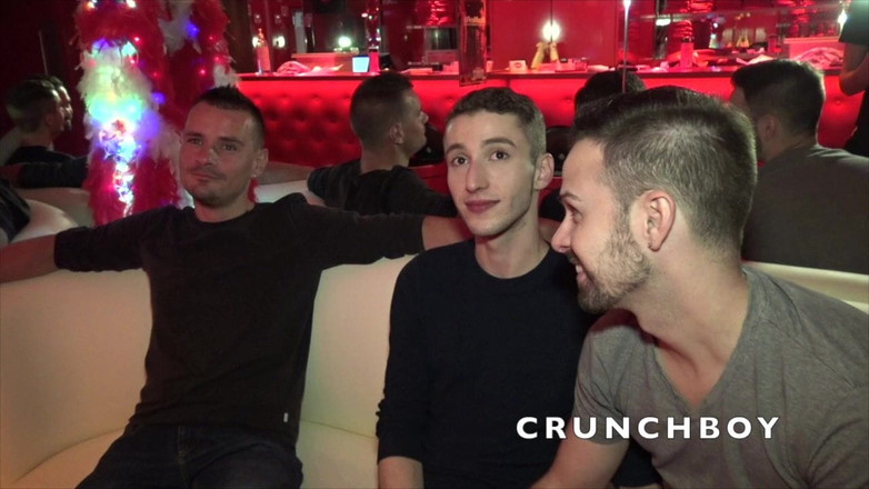 HARD FUCKER FROM MADRID: Twink surě šuká ve veřejné sauně