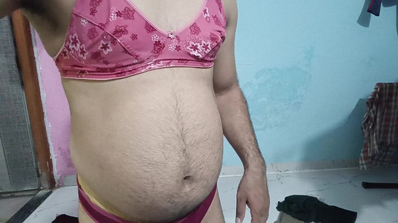 LovedSunsine1990: Karımın tüm savaşlarını geride bıraktım ve hepsini tek tek giydim.