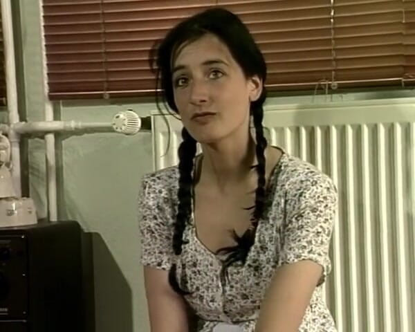 YOUR FIRST PORN: Timide Teenys - Softclip Păroasă și Drăguță
