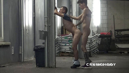 The official French bareback channel: Scally chlapec ošukaný surově na pouličním ehib od Alexis