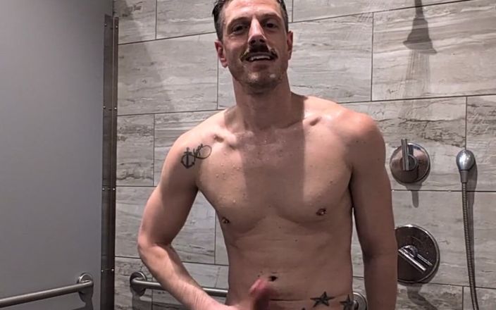 KingB8er: Kakak super sange ini tiba-tiba sange berat di gym