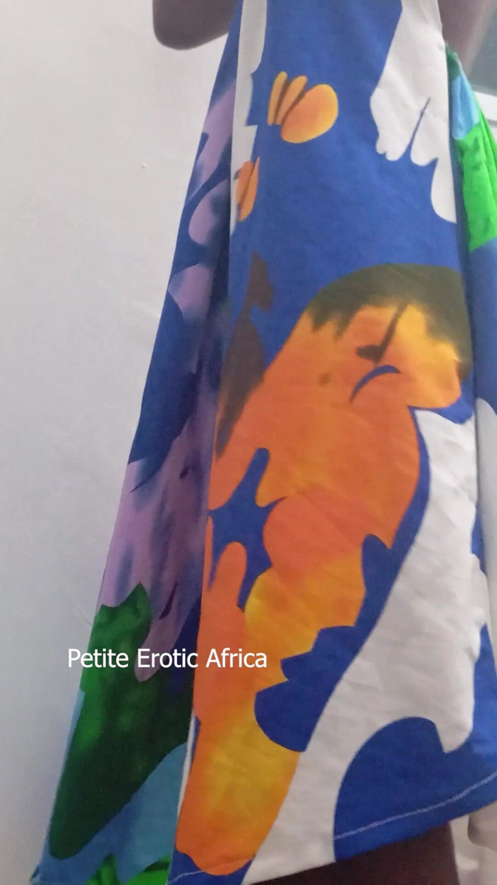 Petite Erotic Africa: Enge löcher an kleiner liebe