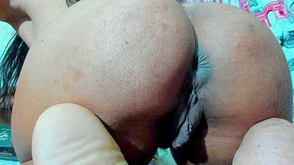 Barbychocolat: Gioco con il mio culo, ditalino e schizzi