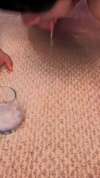 Baver avec d’énormes bulles de salive