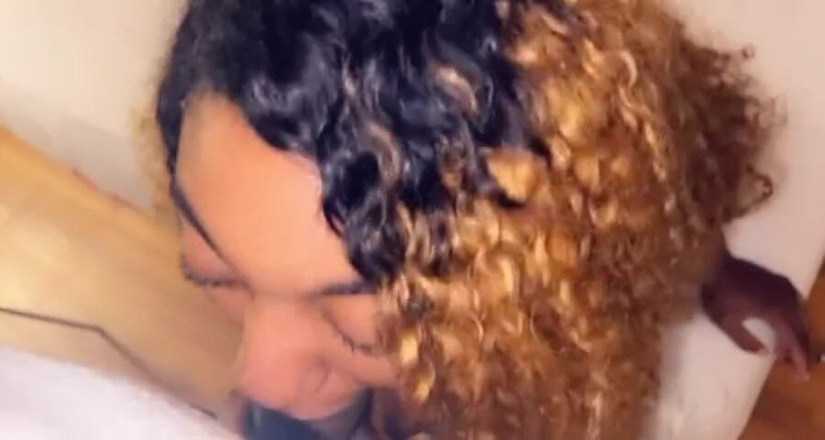 Fijii pornbox: Miluji sání ptáka stříkání na jeho ptáka Taková děvka správně...