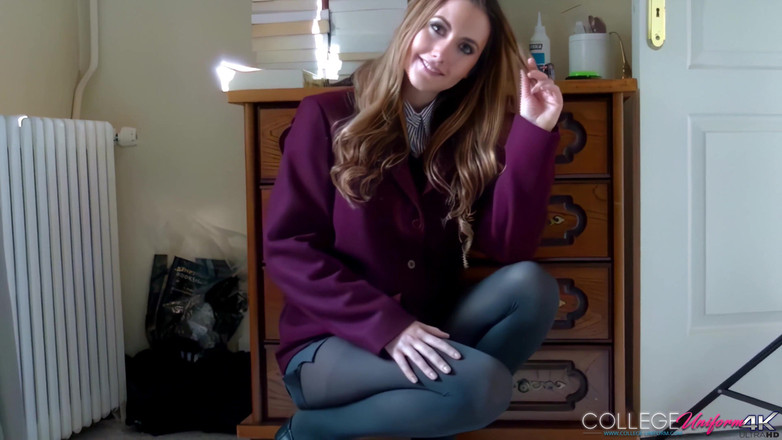 College Uniform: Simplesmente apresentando o gato O'connell