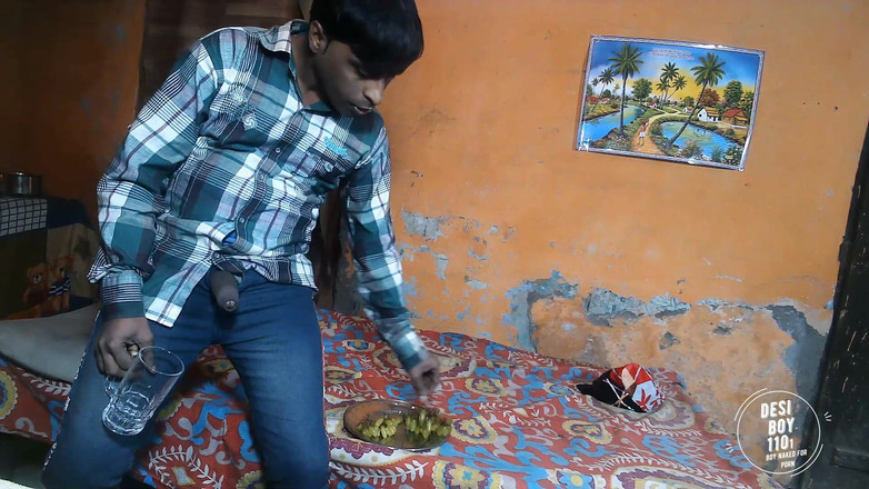 Desiboy110Ankit: 오줌 싸는 인도보이 포르노 핸잡 자위