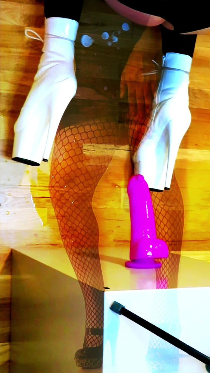 kandiKane: Sissyslut Kandi Bangs Her Dildo w Stilletto Platform High Obcasy