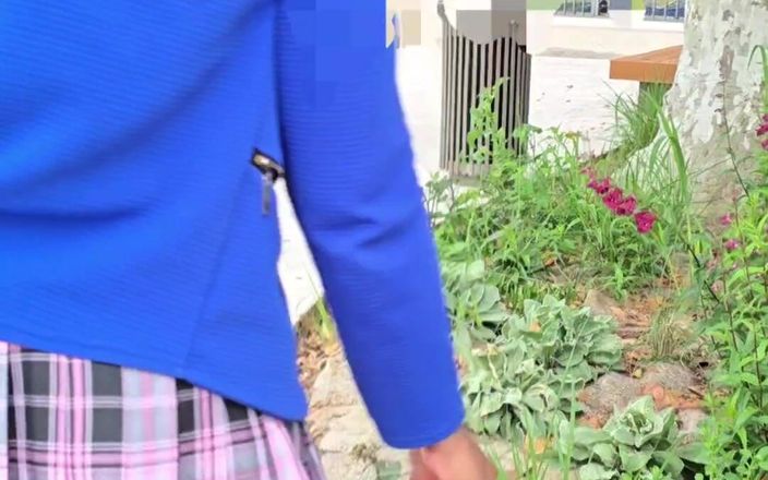 Belle: Ebene Sexy Sans Culotte Dans La Rue