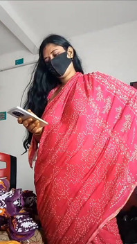 India hermosa en su primera aparición en cam