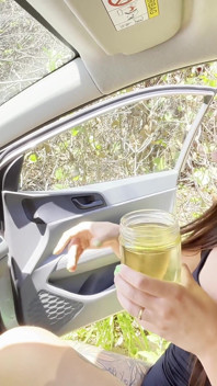 Uống lít nước tiểu trong cả ngày, chúng tôi bị bắt gặp rủi ro cao, chảy tinh qua đường hậu môn ra khỏi xe hơi