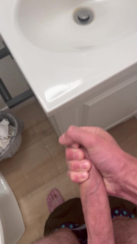 Jerking My Large Hard Cock!!