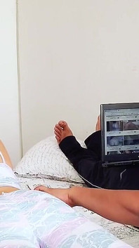 Eu entrei e engravidei minha meia-irmã - parte 1