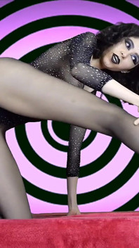 Stroking and Cum in Adoration of My Legs