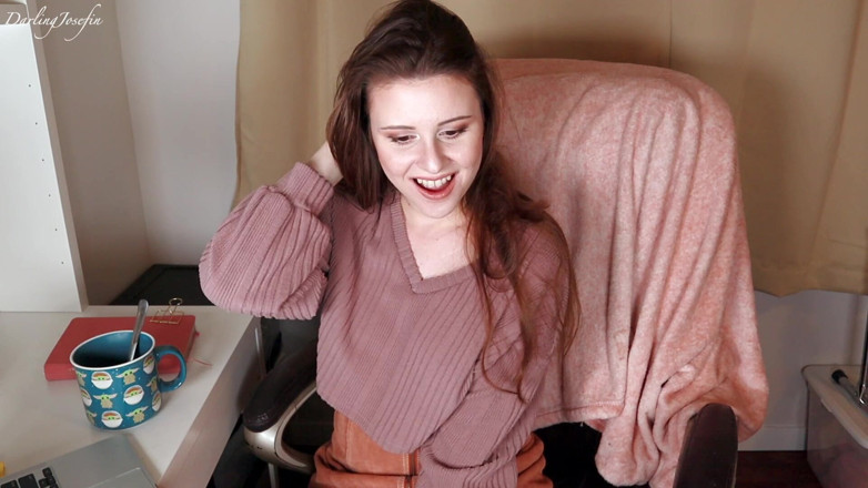 Darling Josefin: Pelacur merendahkan diri memuja kontol besar david!