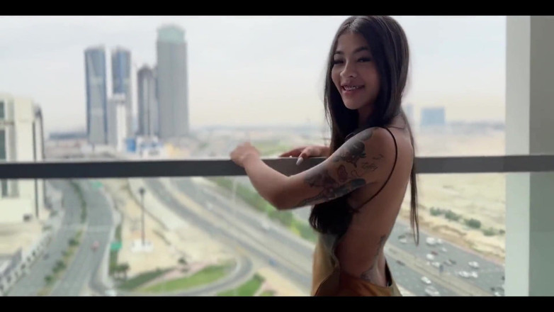 Anna Cherry: Visiting Dubai, Blowjob, Cum in Mouth and Foot Massage!