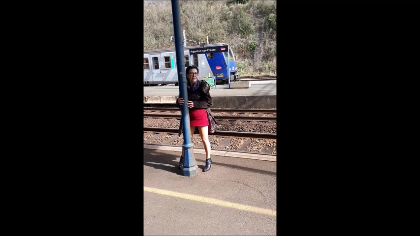 Nomie Takes the Train (Noemie mature)