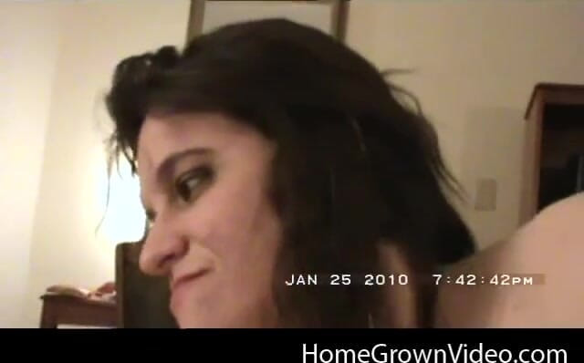Homegrown Wives: Shar, kc ke viry ke do mote bhaar ko nigalti...