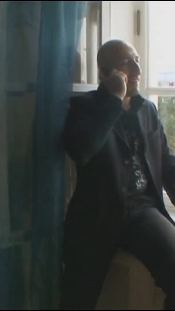 Hot handjob action (Rocco Siffredi porn)