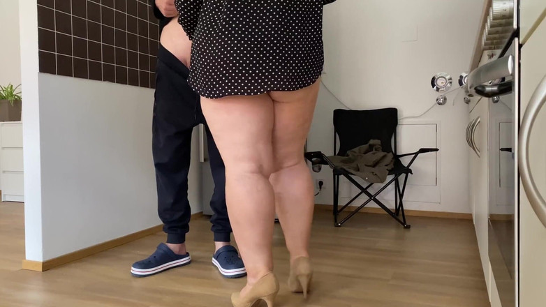 OurFetishLife: Ibu tiri yang berpengalaman