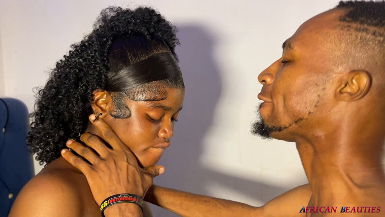 African Beauties: Raunchy Wilder FFM-dreier