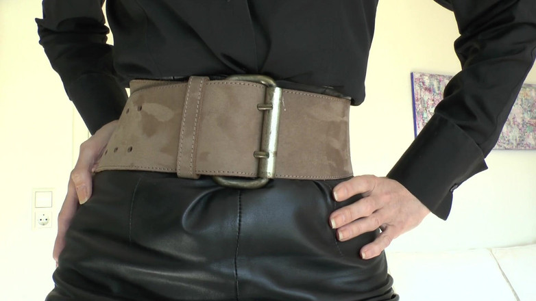 Lady Victoria Valente: Широкі тугі пояси, частина 78 леді Вікторія Валенте