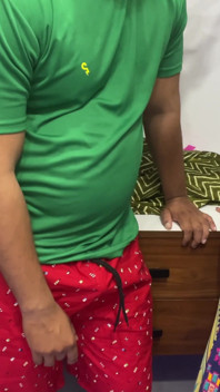 Jiran desi sesat mengambil coli bhabhi Pado di rumahnya