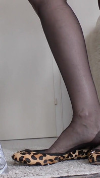 Bas en nylon avec cousus noirs et ballerines, semelles en nylon, Lady Victoria Valente
