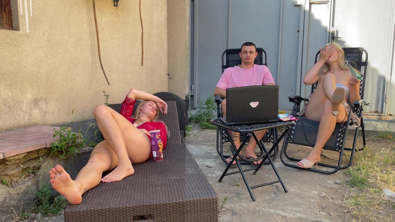 HotPrincessUA: Paroháč fantasy: přítelkyně sleduje, jak její bf šuká sestru