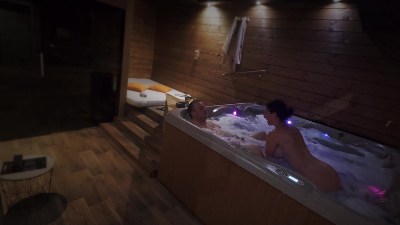 DedeDeville: Het gratis sex med knubbig MILF Dada Deville