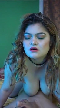 Indická sexy modelka erotické focení a romantický sex s kameramanem