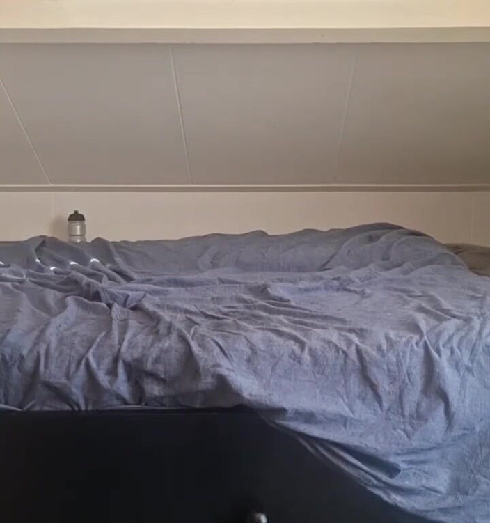 NoFace Twink X: Dildo anale triplo estremo e inserzioni (pingpong) palle