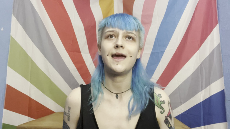 Alice Bean: Corp mirositor fetiș Q și a